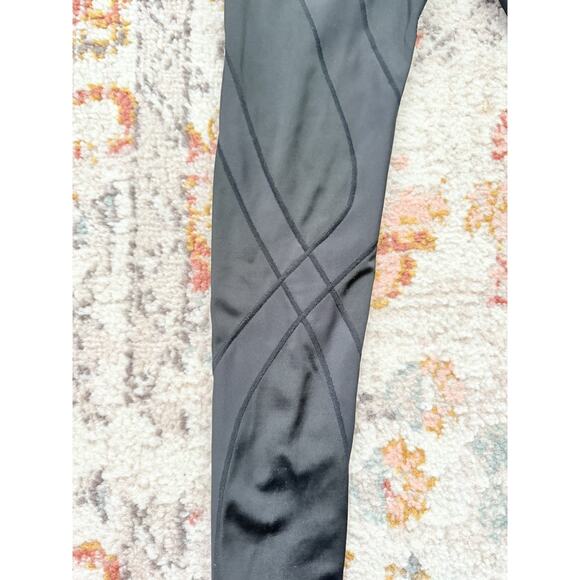 CW-X Women's Size M Stabilyx Joint Support Compression Tight Black 140809 - Picture 2 of 11